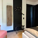 アパート * Stadtvilla * * Aussergewoehnlich * 2 Zimmerwohnung * Zentrumsnah プラウエン