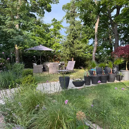 * Stadtvilla * * Aussergewoehnlich * 2 Zimmerwohnung * Zentrumsnah Lejlighed *